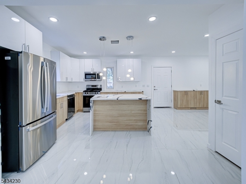 Seven Oaks - Residential
