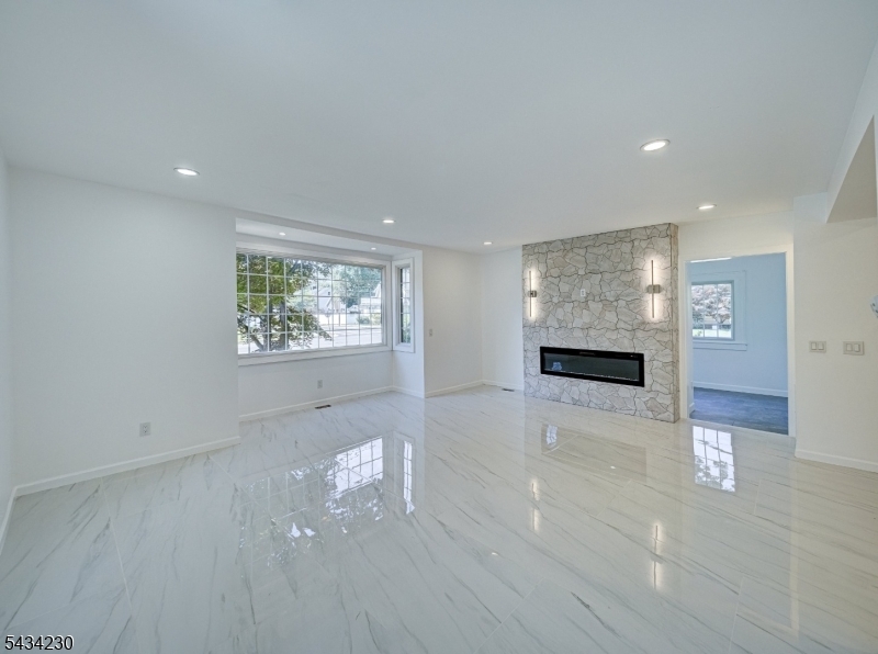 Seven Oaks - Residential