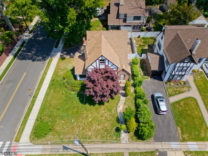 Seven Oaks - Residential