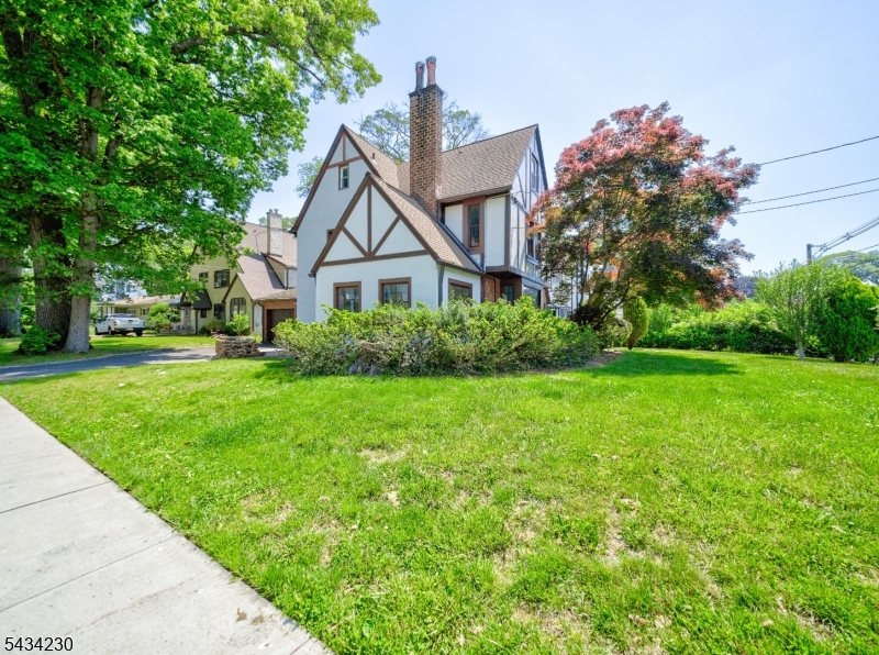 Seven Oaks - Residential