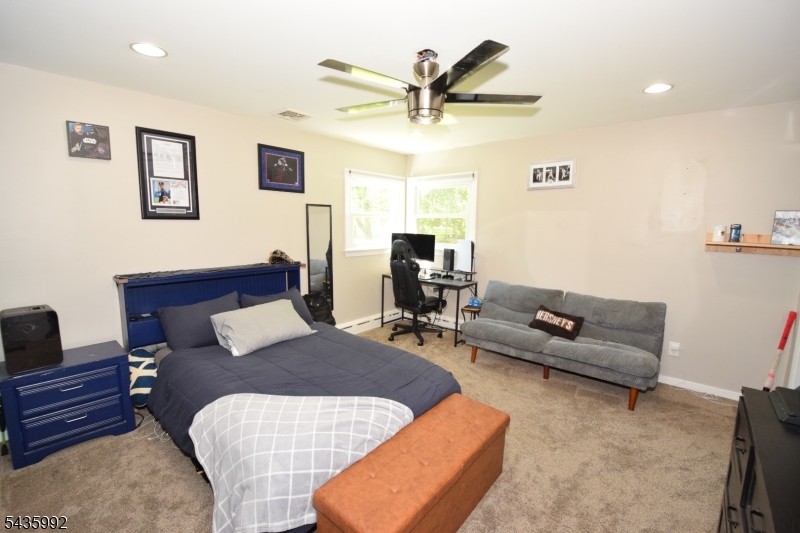 Green Knoll - Residential
