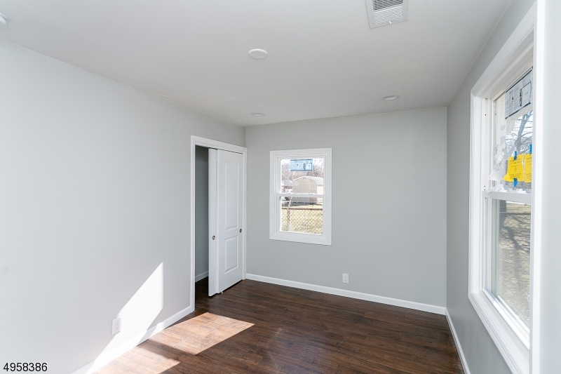 Denville near town - Residential