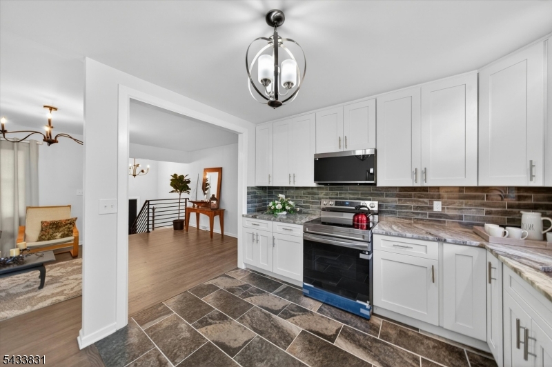 Barry Lakes - Residential