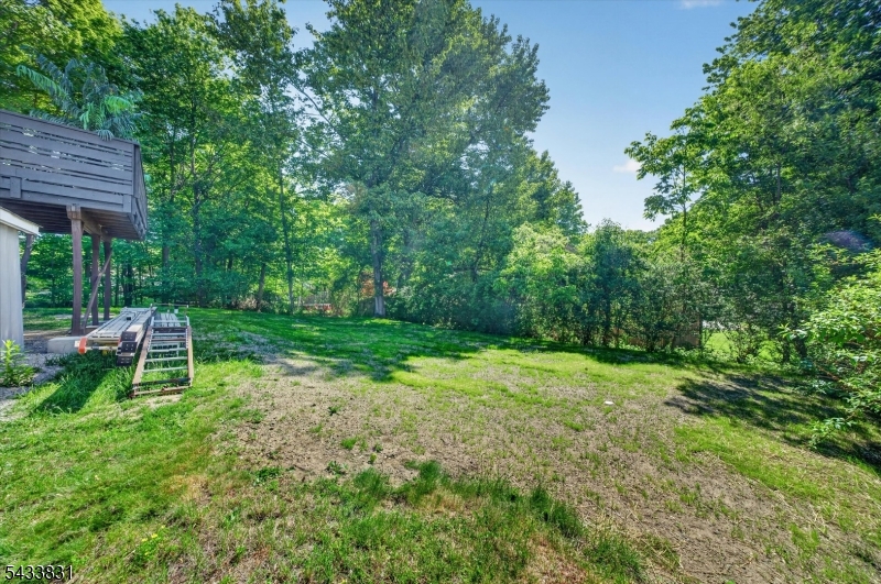 Barry Lakes - Residential