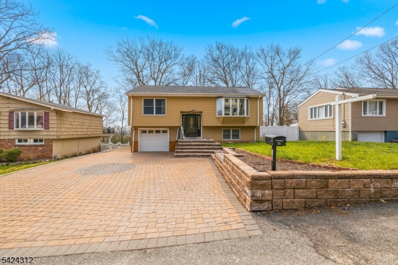 White Meadow Lake - Residential