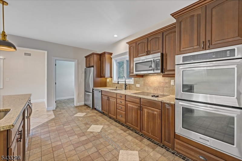 White Meadow Lake - Residential