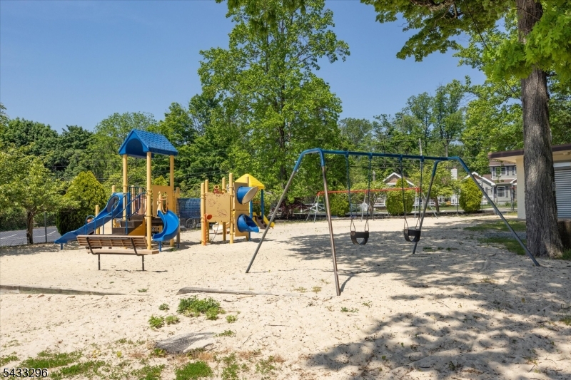 White Meadow Lake - Residential