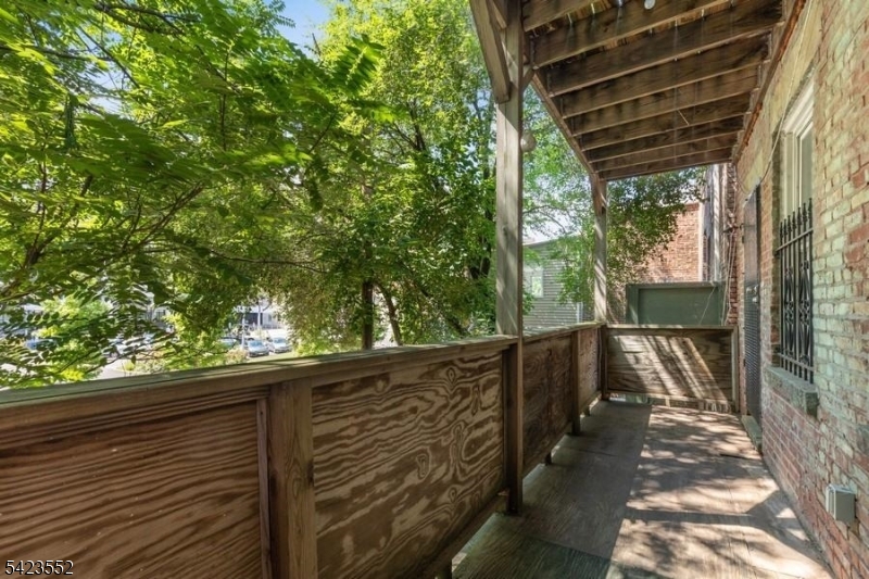 James St Historical Distric - Residential Lease