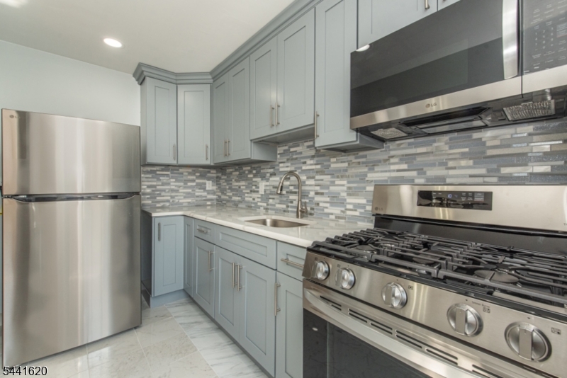 Wedgewood Gardens - Residential