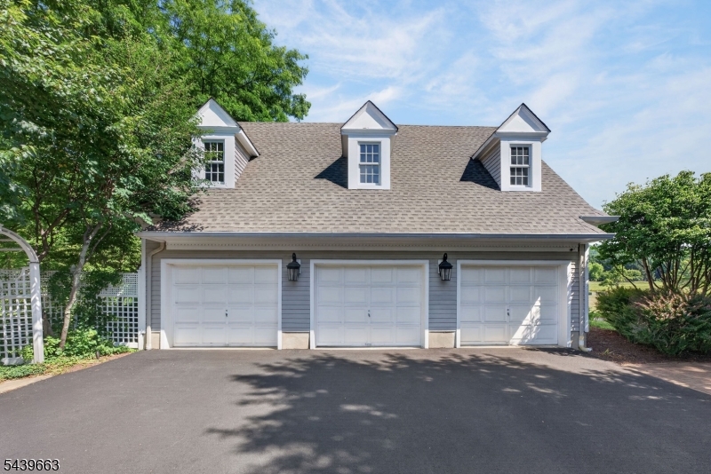 Hill View Farms - Residential