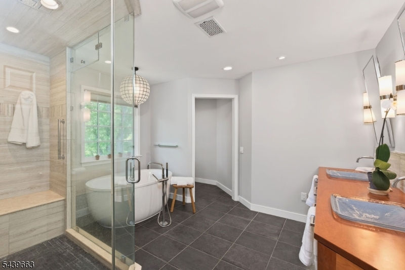 Hill View Farms - Residential
