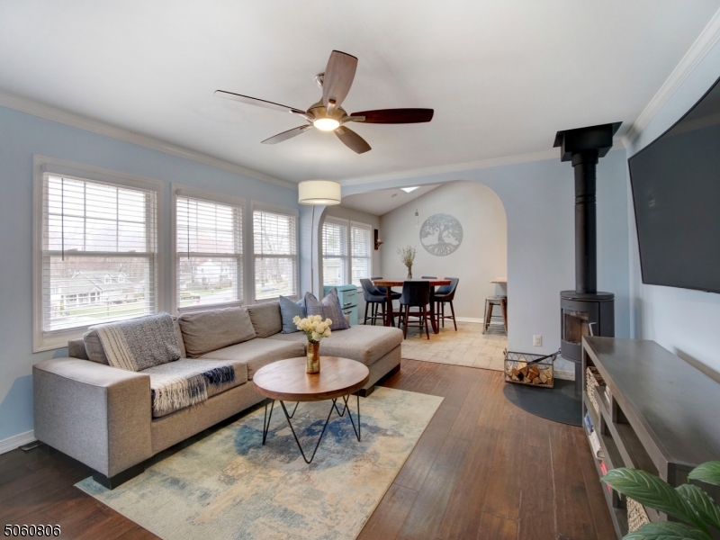 WHITE MEADOW LAKE - Residential