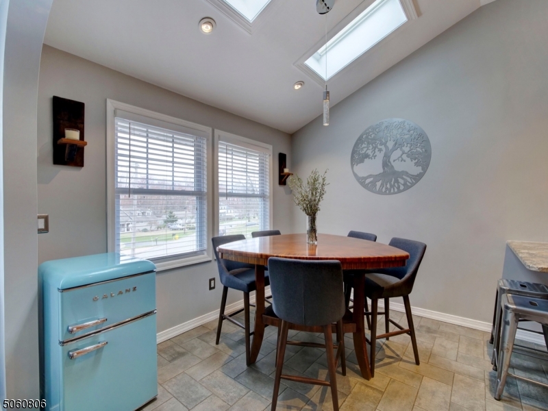 WHITE MEADOW LAKE - Residential