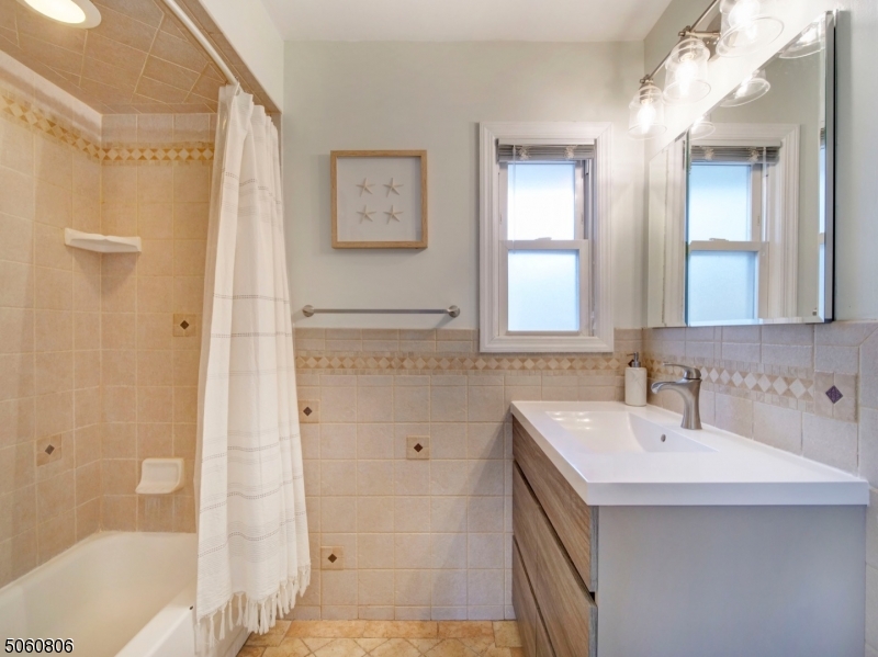WHITE MEADOW LAKE - Residential