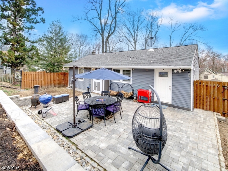 WHITE MEADOW LAKE - Residential