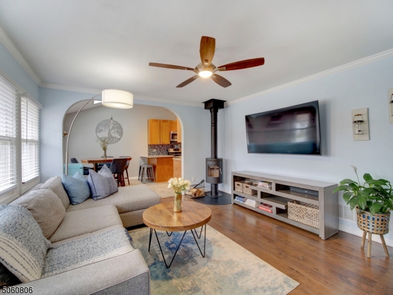 WHITE MEADOW LAKE - Residential