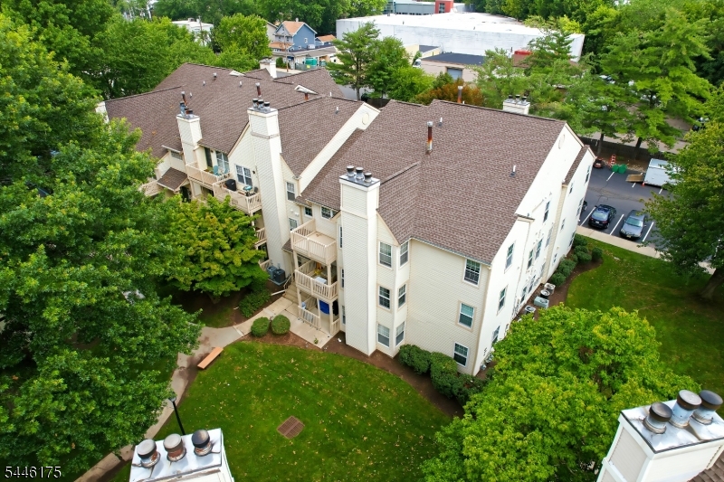 Evergreen Condos - Residential