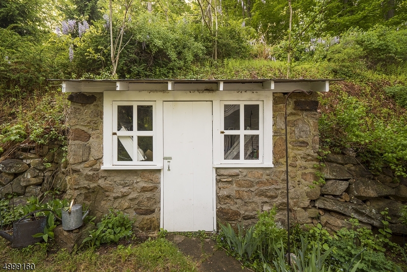 Bernardsville Mountain - Residential
