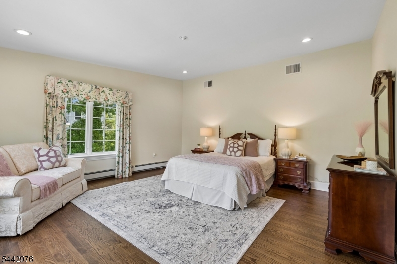 Hartshorn - Residential