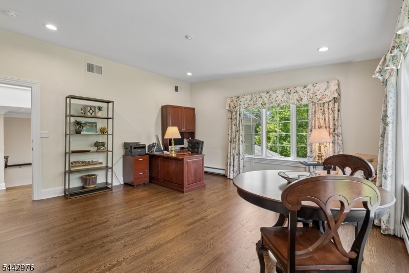 Hartshorn - Residential