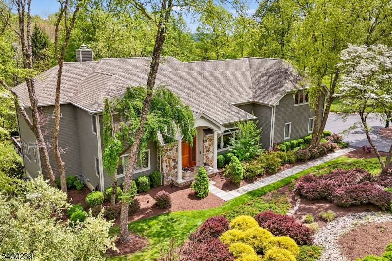 Ashton Woods - Residential