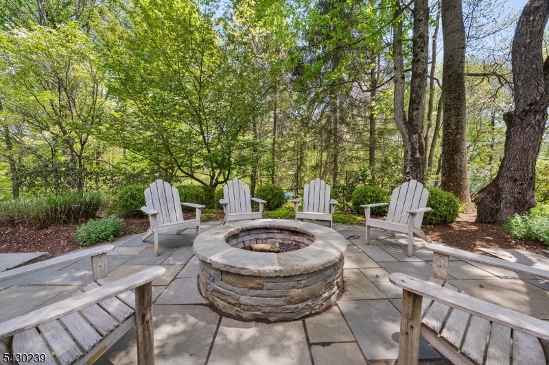 Ashton Woods - Residential