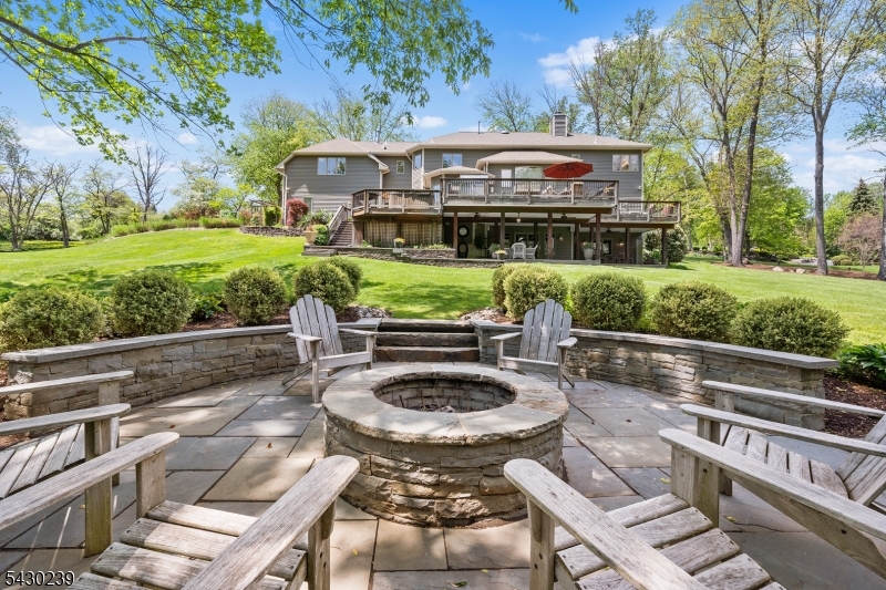 Ashton Woods - Residential
