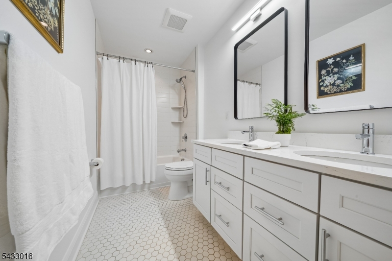 Residences at Columbia Park - Residential