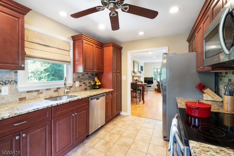 White Meadow Lake - Residential