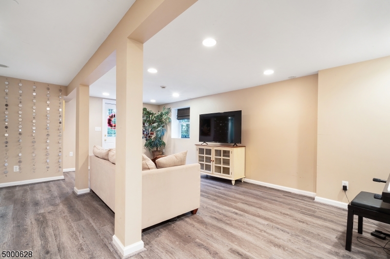 White Meadow Lake - Residential