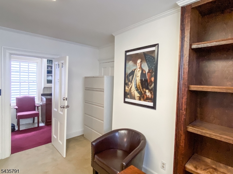 downtown - Commercial Lease