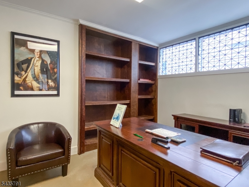 downtown - Commercial Lease