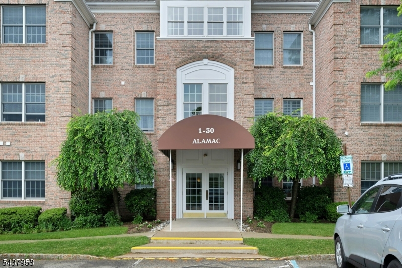 Horizons at Mt Arlington - Residential