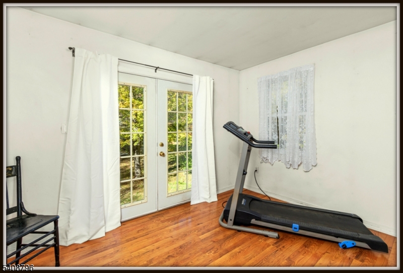 near KEMAH LAKE - Residential