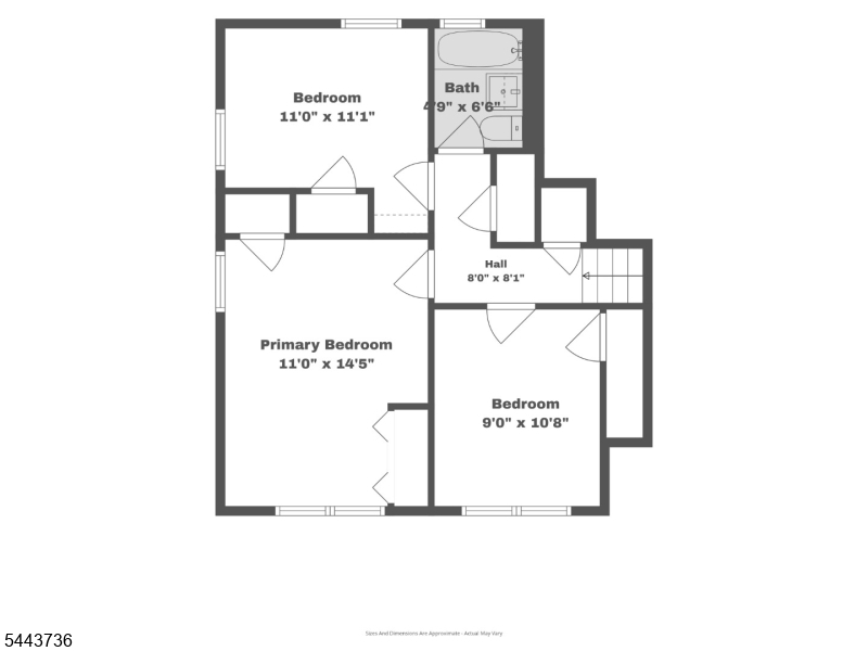 Main image without alt text