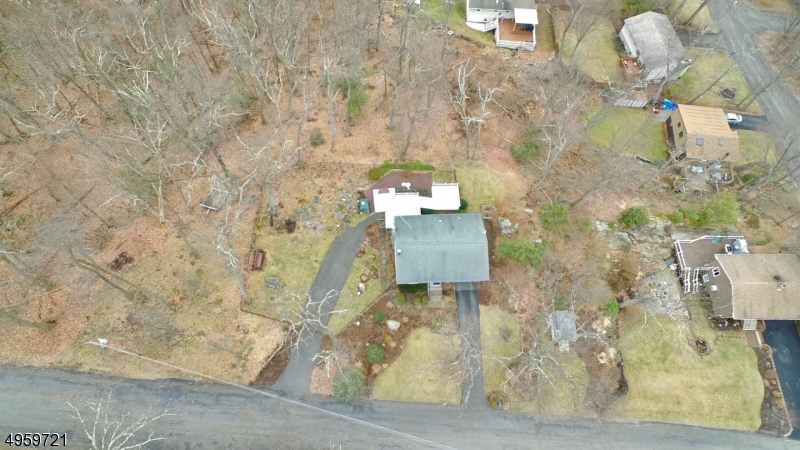 BARRY LAKES - Residential