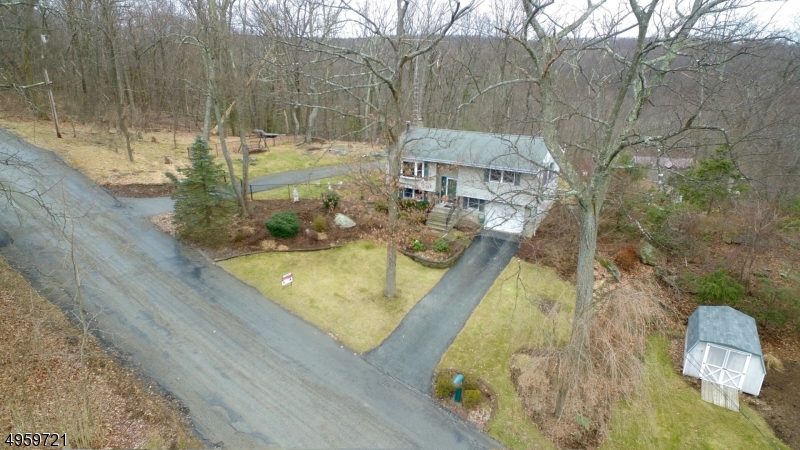 BARRY LAKES - Residential