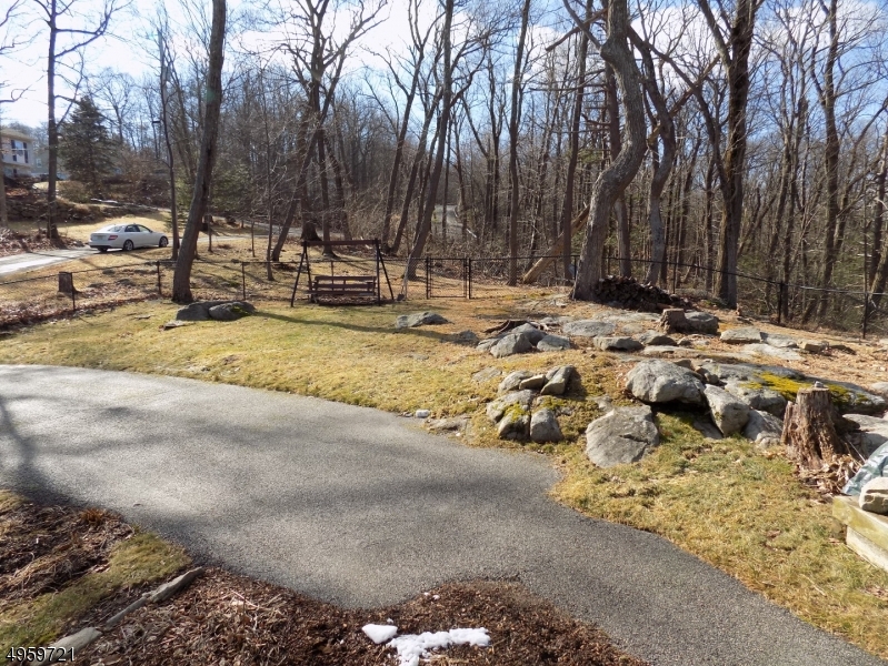 BARRY LAKES - Residential