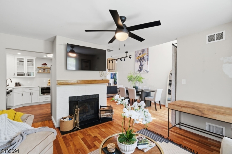 Crossroads - Residential