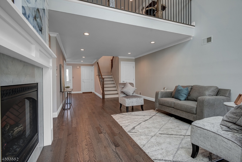 Woodside - Residential