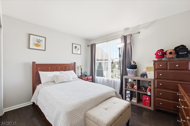 Greenwich - Residential