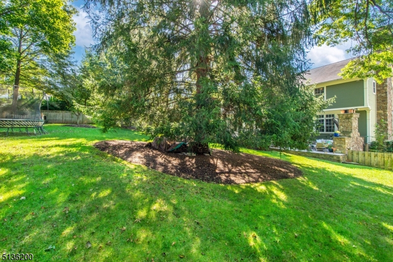 Rolling Hill - Residential