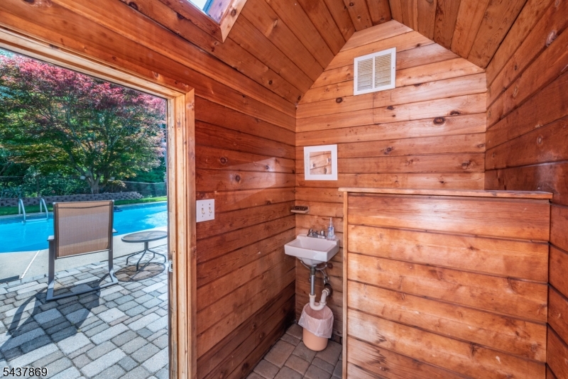 Fox Hollow - Residential