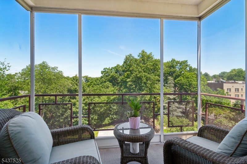 Strathmore House - Residential
