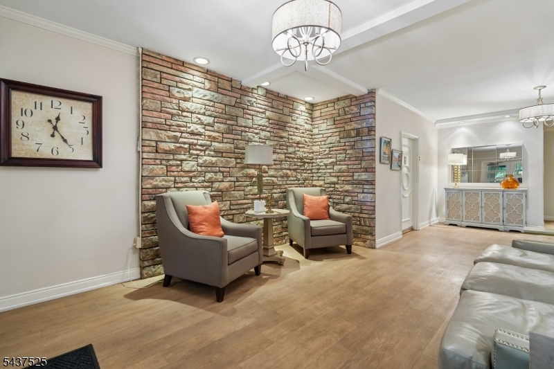 Strathmore House - Residential