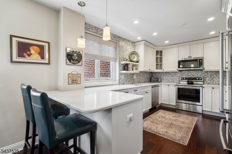 Strathmore House - Residential