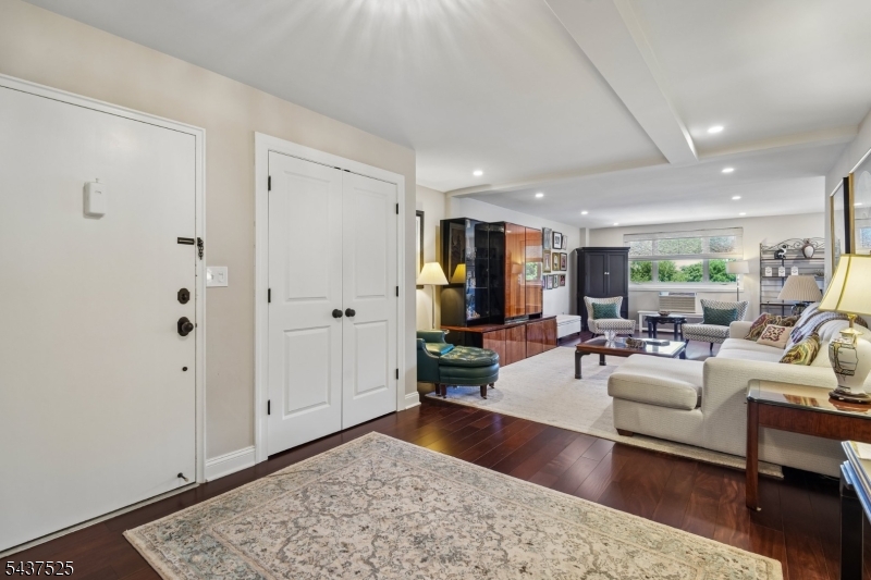 Strathmore House - Residential