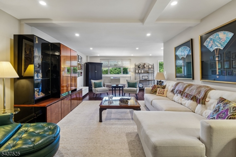 Strathmore House - Residential