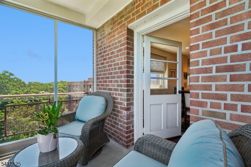 Strathmore House - Residential