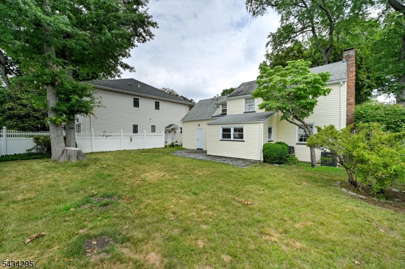 Putnam Manor - Residential
